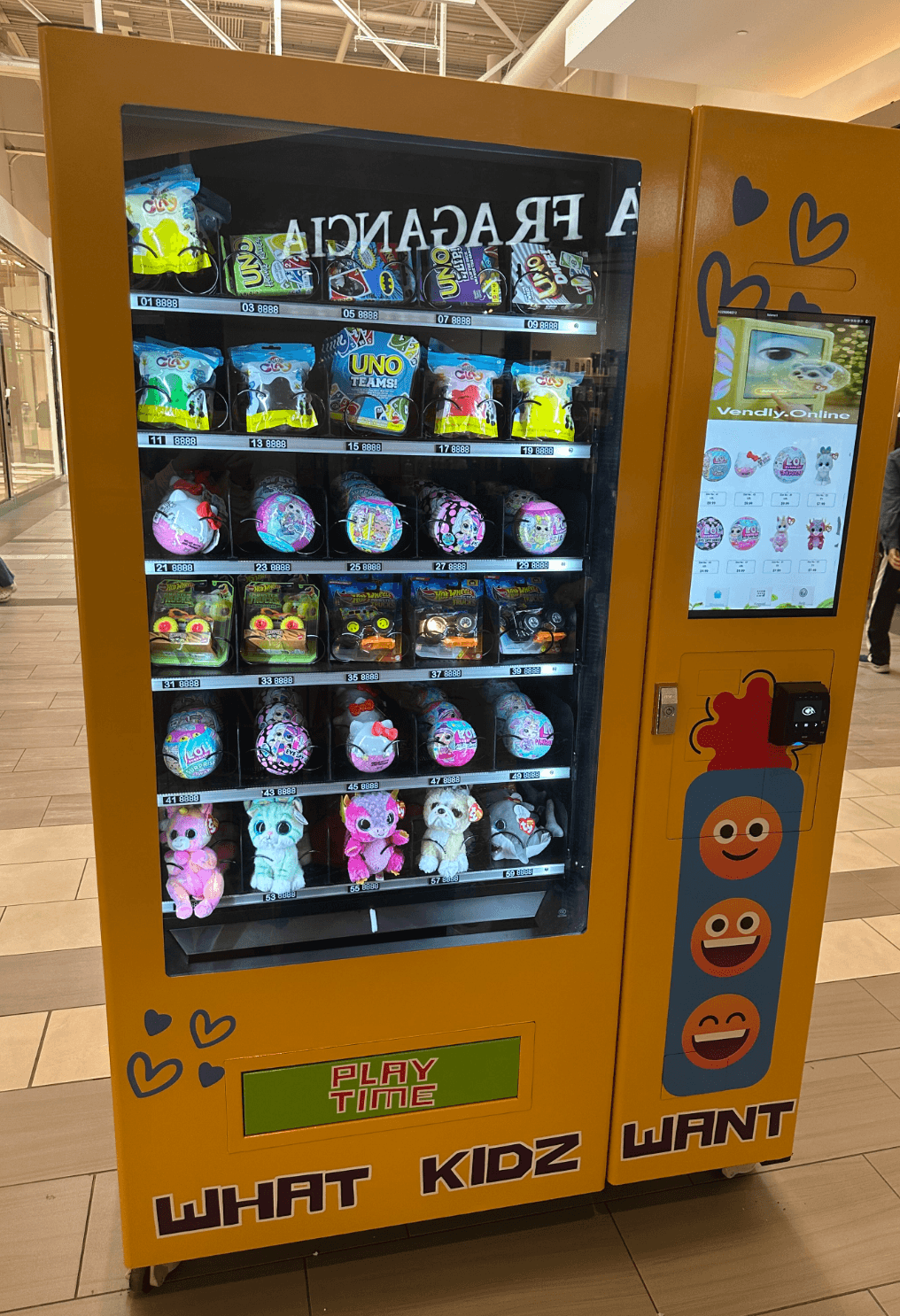 VendToyz What Kidz Want plush vending machine